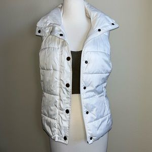 Old Navy White Puffer Vest Jacket